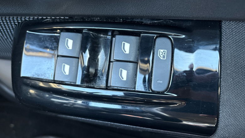 Citroen C3 1.2 PureTech 82 Flair 5dr Petrol Hatchback